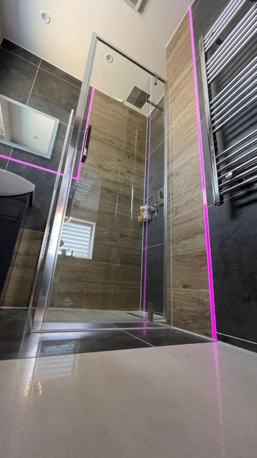 #4 Tgha Luxury One Bedroom Apartment In Атлоун Екстериор снимка
