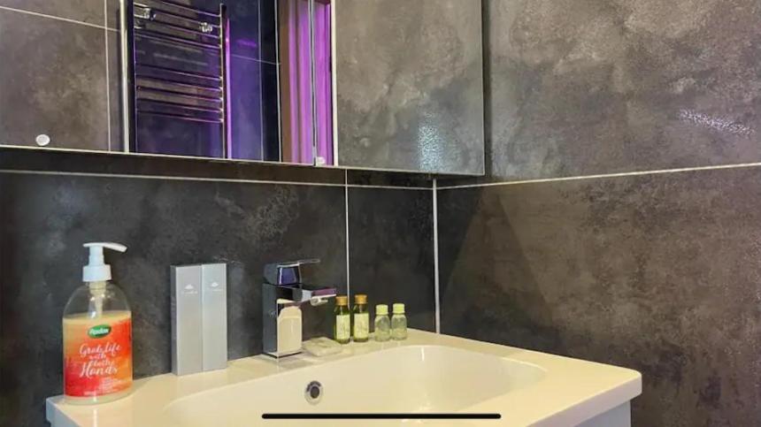 #4 Tgha Luxury One Bedroom Apartment In Атлоун Екстериор снимка